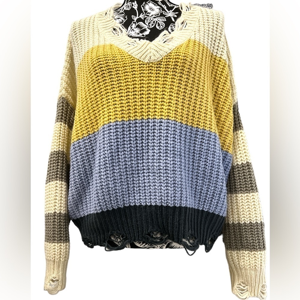 La Miel Distressed Colorblock Sweater – Size M/L - Picture 2 of 11
